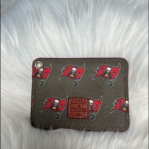 Tampa Bay Bucs ID case.